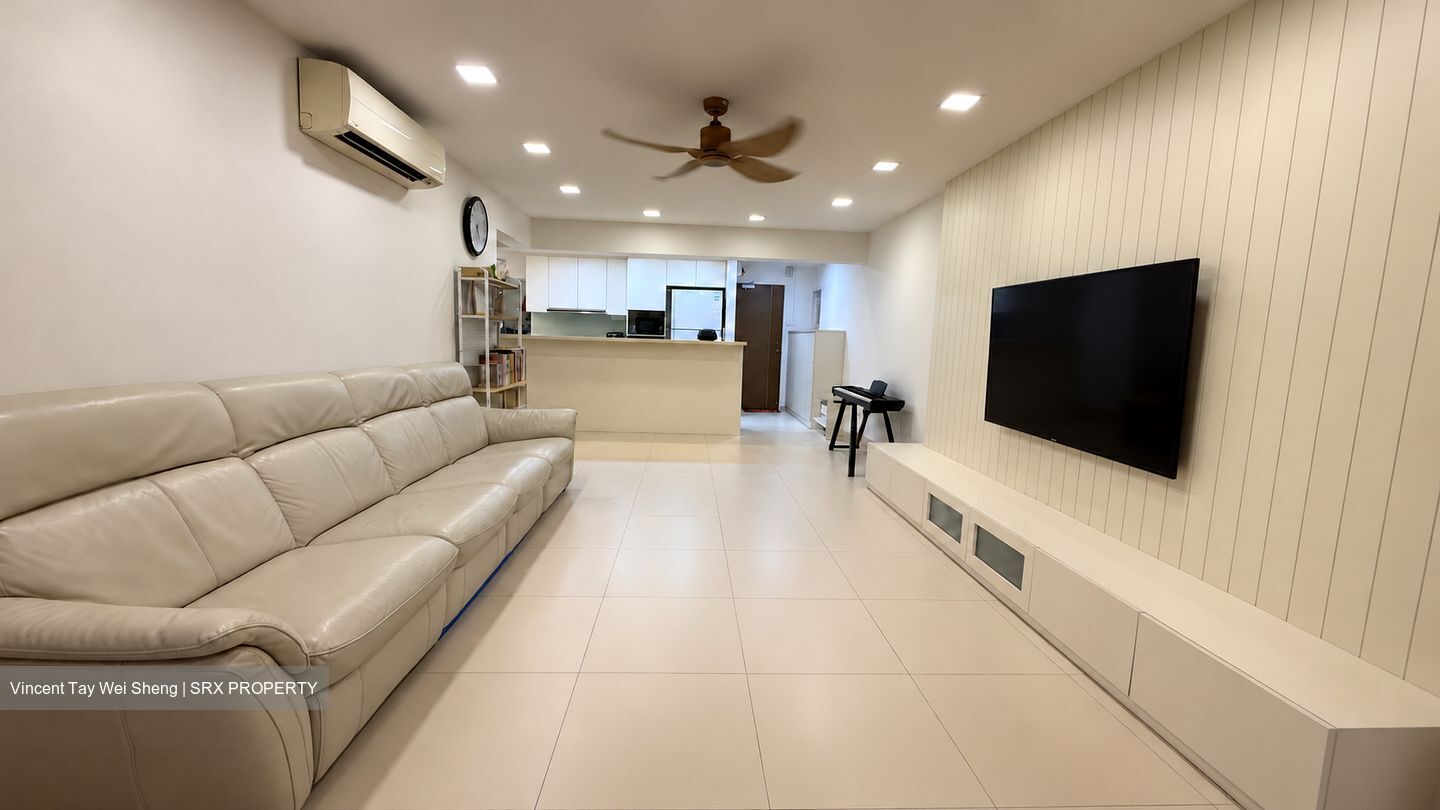 Blk 148 Tampines Avenue 5 (Tampines), HDB Executive #638881941